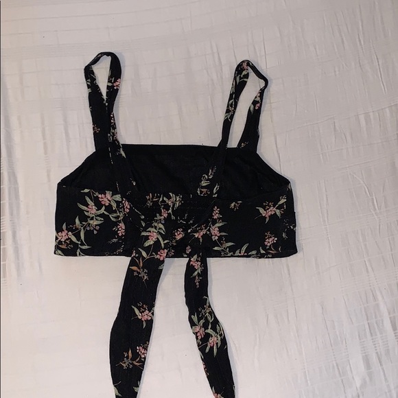 American eagle crop top! - Picture 2 of 3